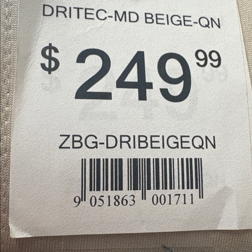 Edge Performance Sheet Set in Beige - Picture 3 of 3